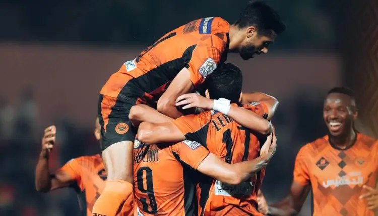 فريق نهضة بركان يمتثل لقرار التحكيم الدولي و يسحب “الخريطة” من قميصه بدءا من مواجهته مع أسيك ميموزا