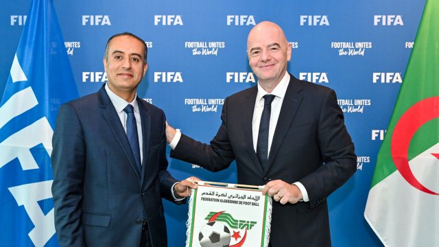الفيفا تعلن إقصاء المكسيك من تنظيم مونديال 2026 مع أمريكا وتعوضها بالجزائر