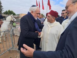 ترسيخاً لقيم التعايش والتسامح.. والي جهة سوس ماسة وعامل تارودانت يترأسان احتفالات "الهيلولة" بجماعة تنزرت