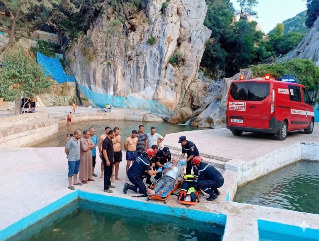 حادث مؤسف بغابة كيتان بمنطقة الزرقاء.. سقوط أربعيني من مرتفع أثناء ممارسة الرياضة الجبلية وإصابته خطيرة